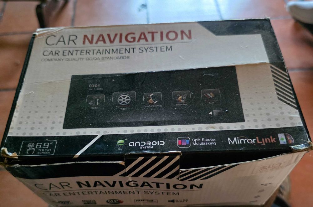 Rádio 1DIN 6.7 Android torne moderno o seu clássico.