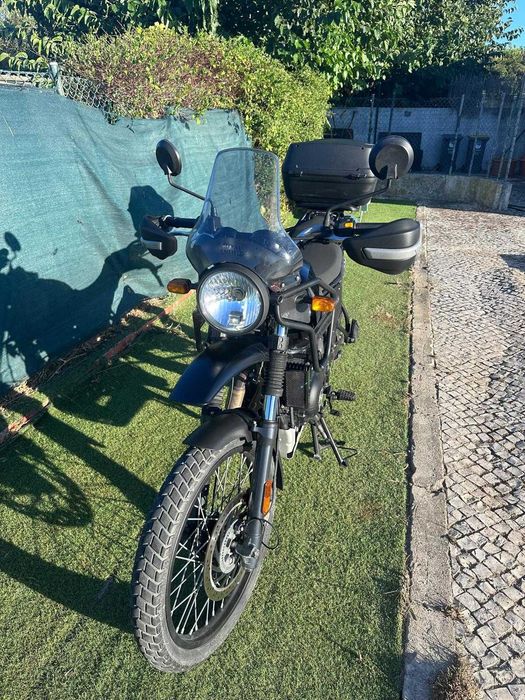 Royal Enfield Himalayan 411 — 2022 | Granite Black | Revisões sempre no concessionário oficial