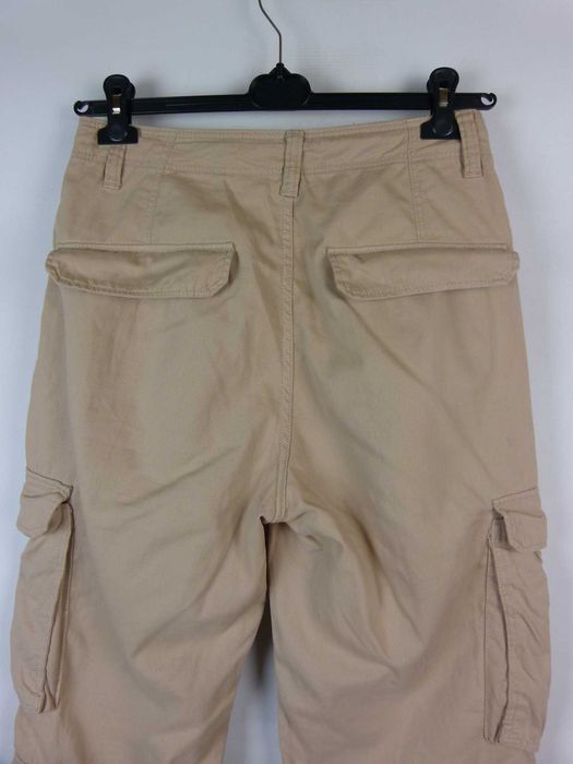 Bershka damskie spodnie bojówki bawełna / 38