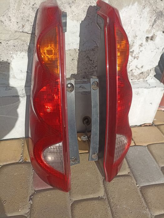 Задній стоп Нісан ноте