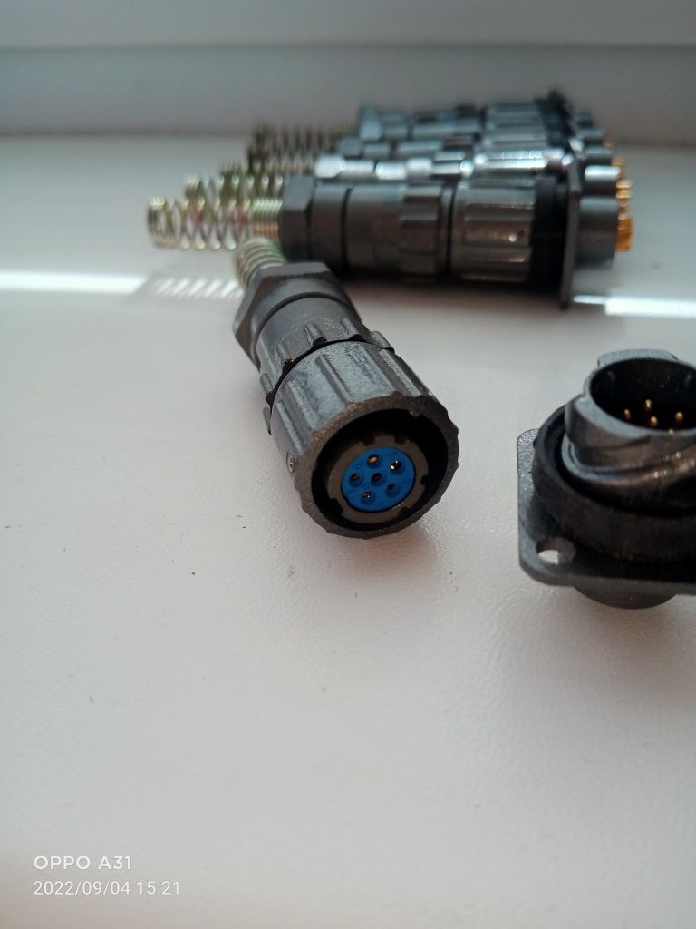 Разъем байонетный быстроразъемный FQ14-6pin вилка +розетека: 120 грн ...