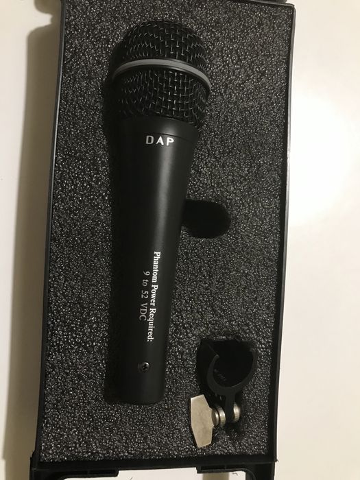 Вокальный микрофон