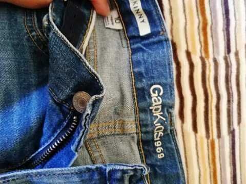 Calças menino 9a10 anos modelo skinnys