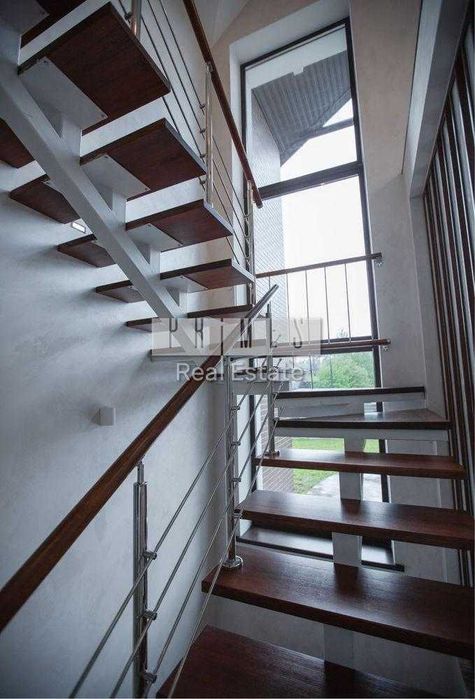 Оренда автономного будинку, генератор, басейн, Стоянка