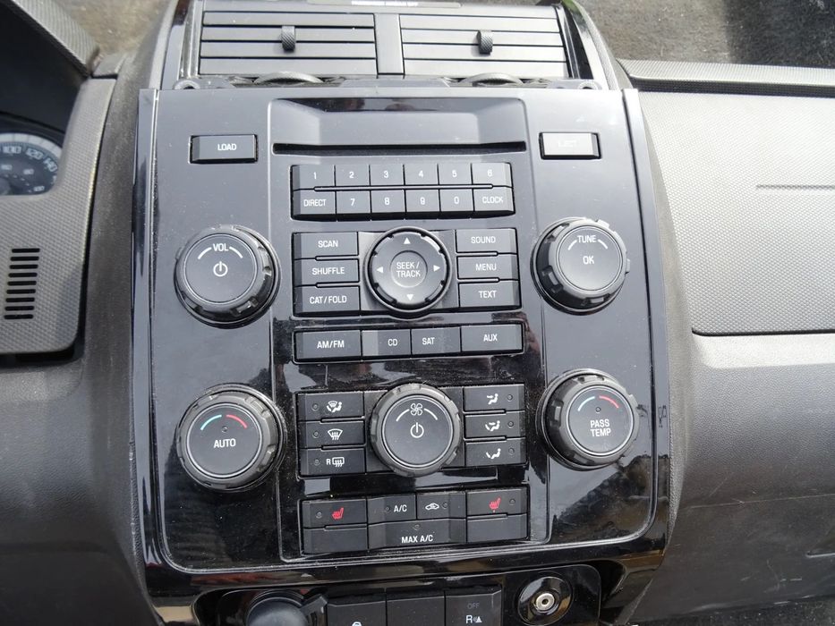FORD ESCAPE II 08-12R CD RADIO ZMIENIARKA  czesci rozne