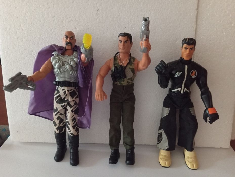 Bonecos Action Man articulados antigos