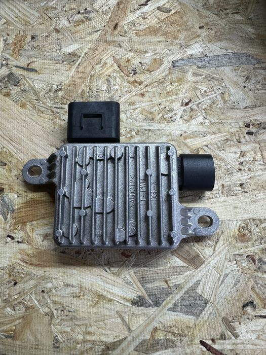 Продам блок керування вентилятором kia niro