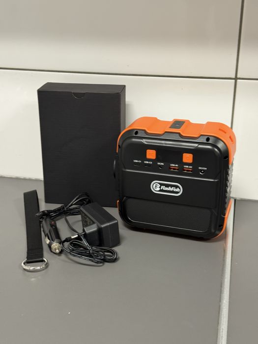 Powerbank 230V 240W 26400mAh 97,68Wh na ryby na plaże do samochodu