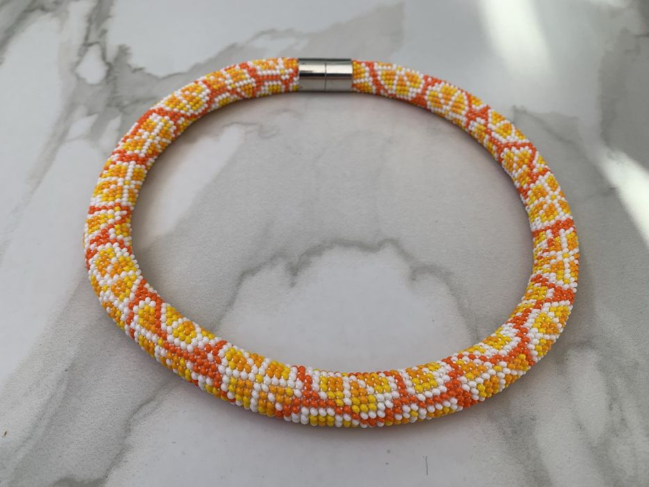 Джгути з бісеру