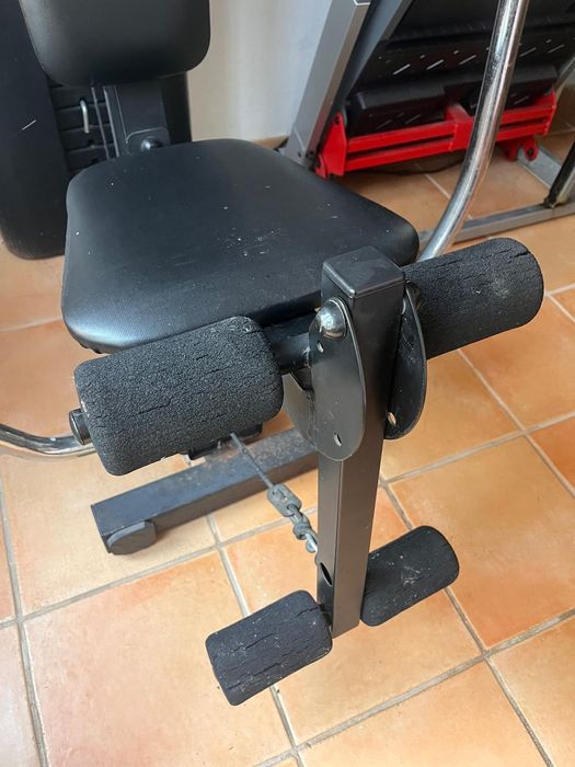 Máquina de fitness e musculação Proaction BH fitness