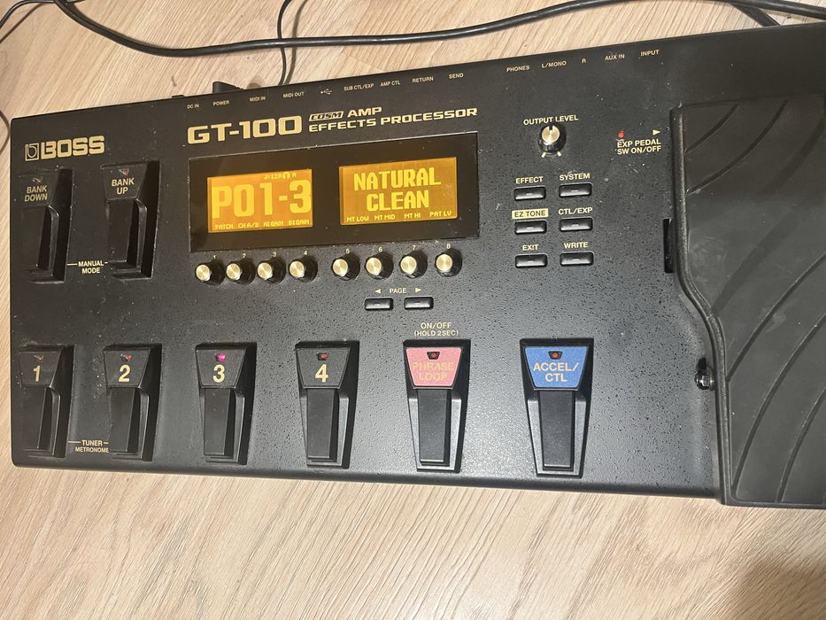 Dla Ciebie wszystko - boss gt 100 - w kategorii Instrumenty