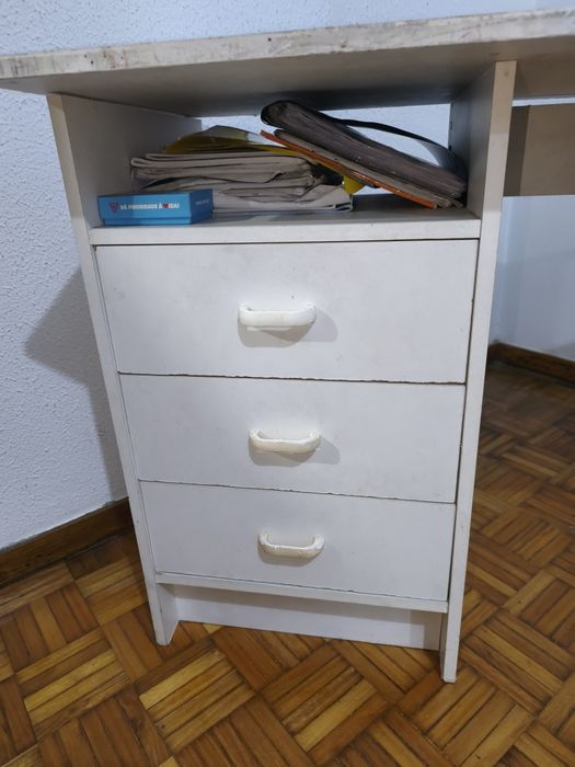 Secretária branca 3 gavetas