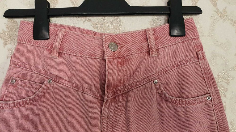 Джинсы Bershka высокая талия розовые