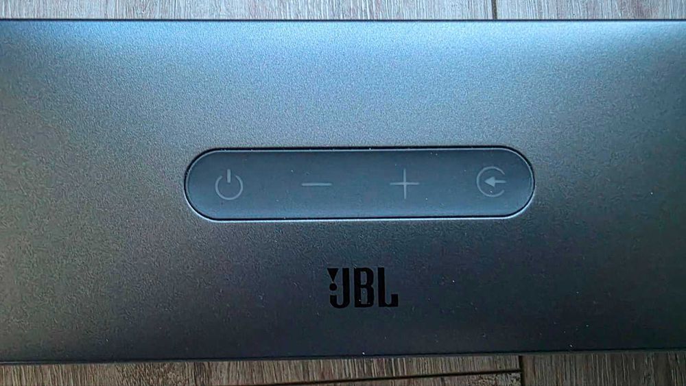 Саундбар JBL Bar 2.0 All-in-One Домашній кінотеатр. Ідеальний стан.