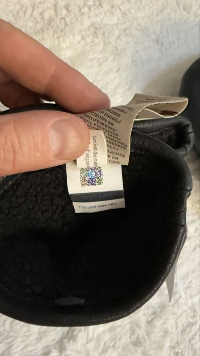 Czarne rękawiczki skórzane marki UGG roz.L  Oryginalł z USA