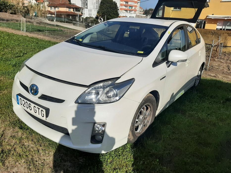 Calíper De Freio Traseiro Direito Toyota Prius