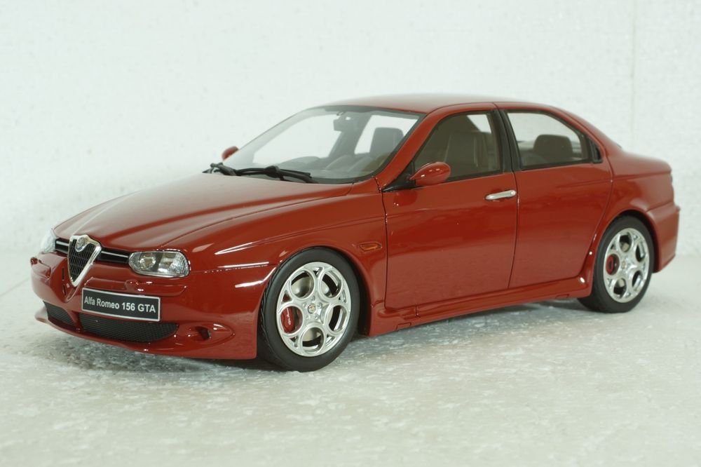 Колекційна модель Alfa Romeo 156 GTA, red, OttO 1:18
