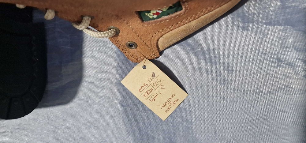 Botas Camurça Criança