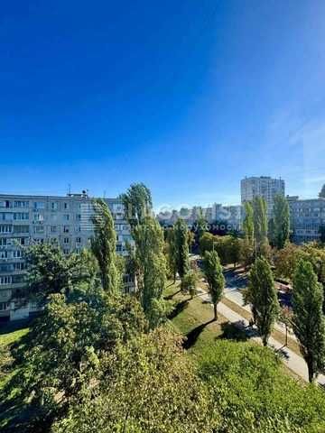 Затишна 1 кімнатна квартира біля парку "Совки", вул. Якуба Коласа, 9, Борщагівка, БЕЗ КОМІСІЇ