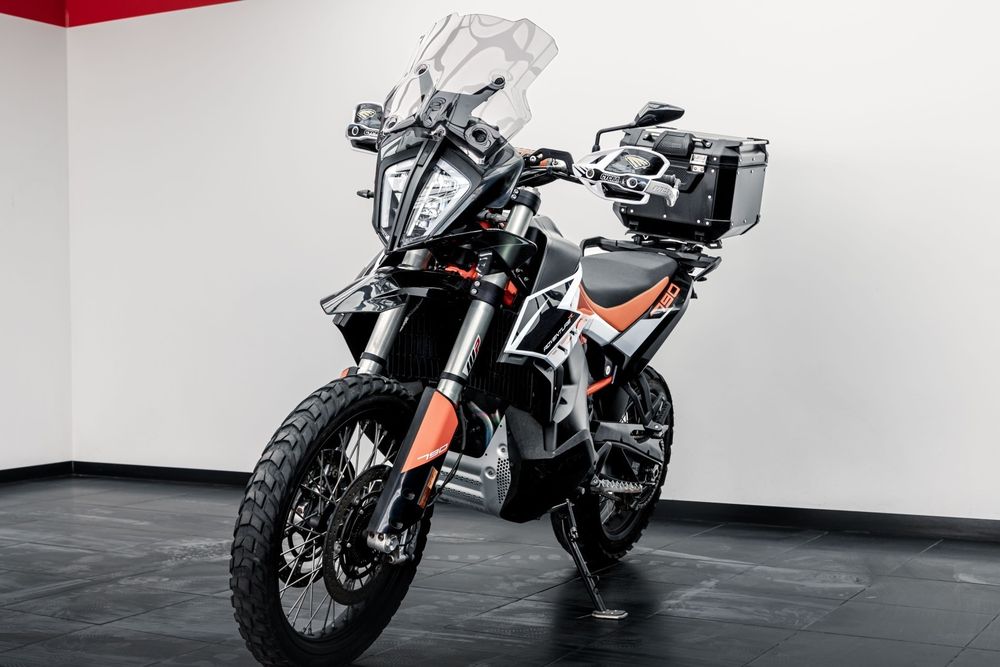 KTM Adventure 790 R