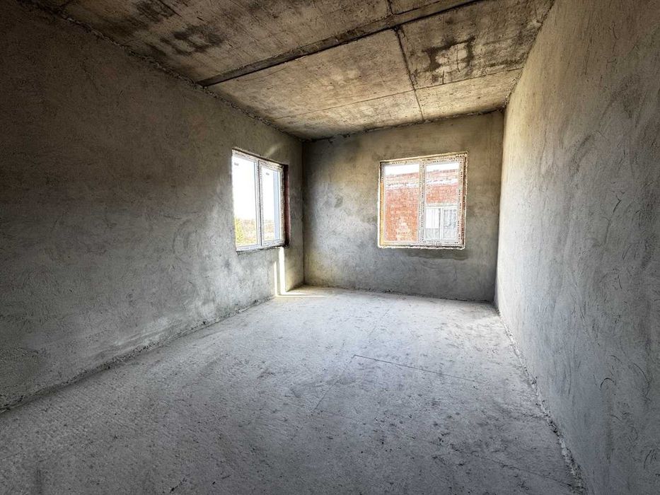 Продаж окремо стоячого будинку у Бірках