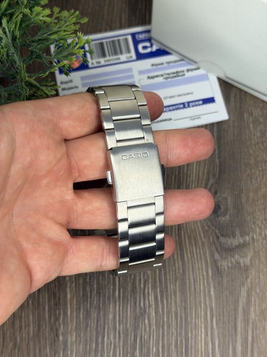 З гарантією / Новий оригінальний годинник Casio AMW-870D-1A