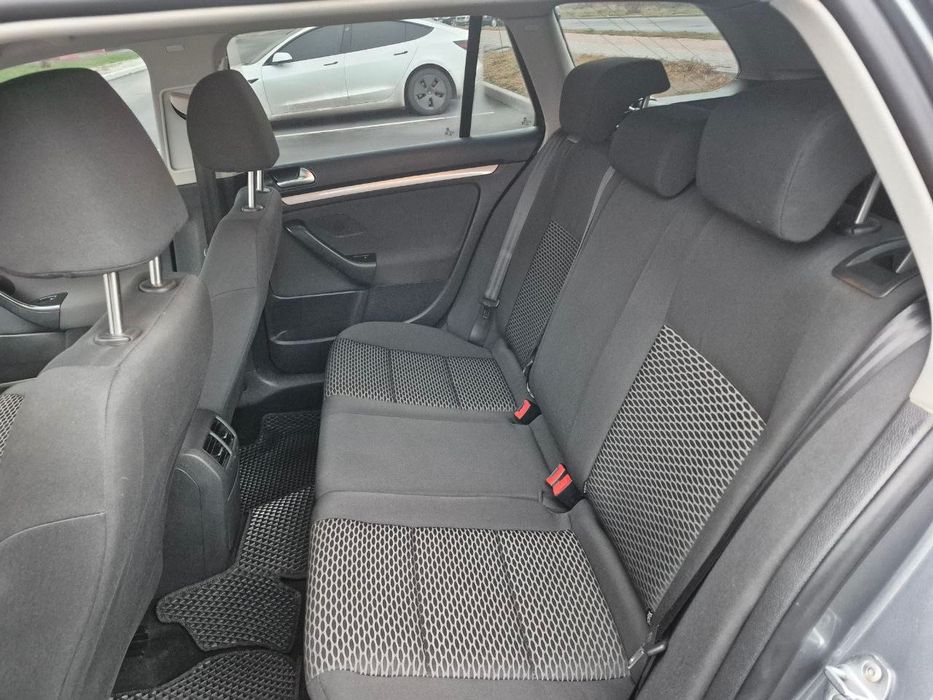 Продам автомобільVW golf 6 2010 рік