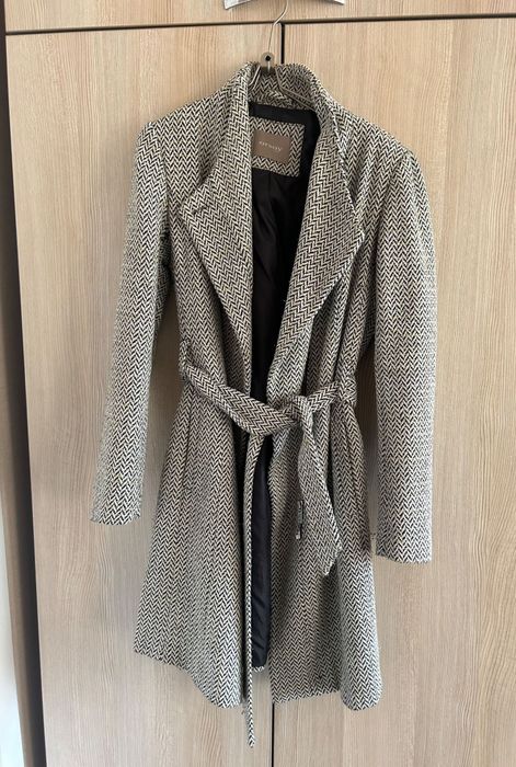 Жіноче пальто демисезонне