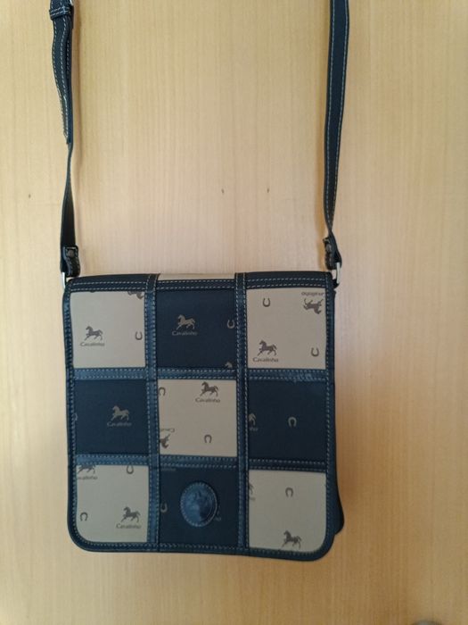 Mala Cavalinho Preta e beje em muito bom estado