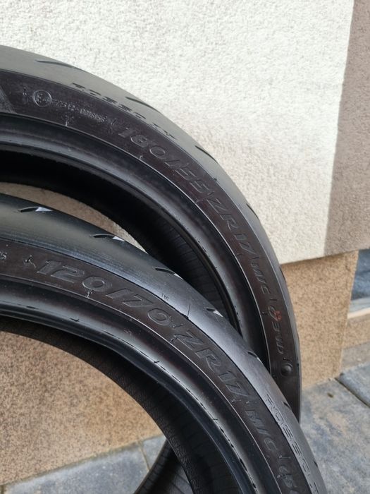 Мотошини Pirelli  DIABLO ROSSO IV 4 120/70 R17 180/55 R17 Рік 2025 Комплект