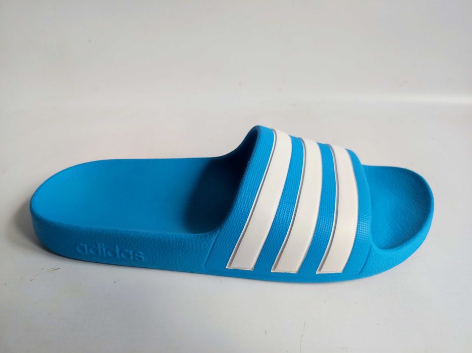 - Adidas - Klapki r. 38