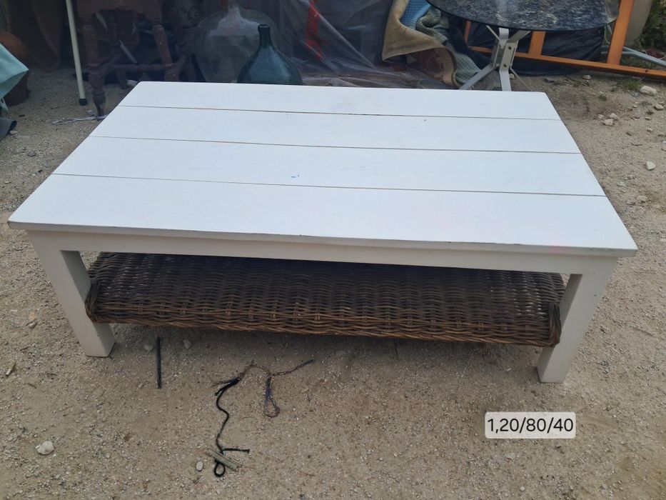 Mesa rústica para jardim