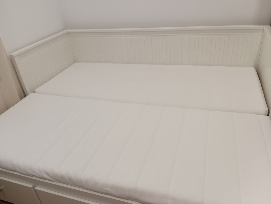 Cama/ Sofá IKEA Hemnes
