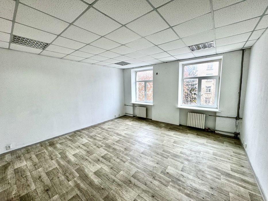 Сдам офисное помещение Центр Мономаха Московская Набережная