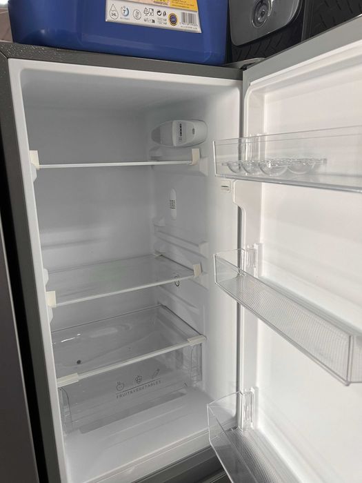 Lodówka z zamrażarką Comfee RCB169DS3