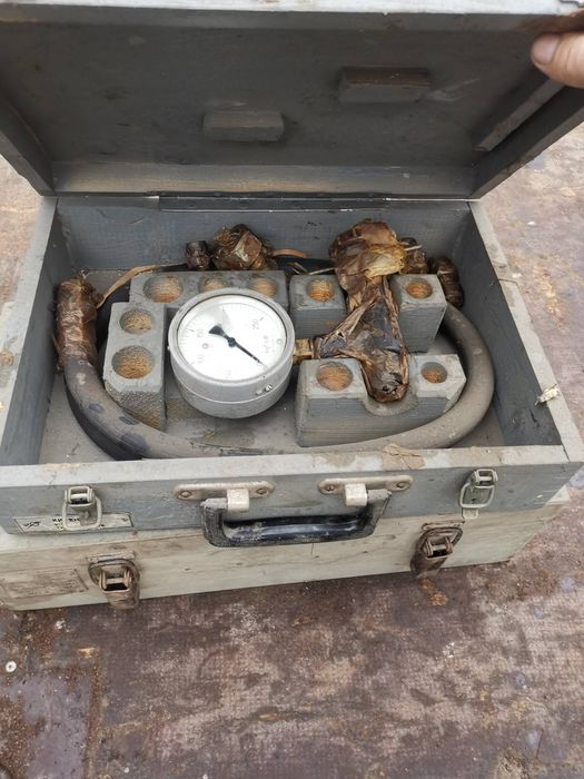 Продам прилад контролю гідравлічної системи