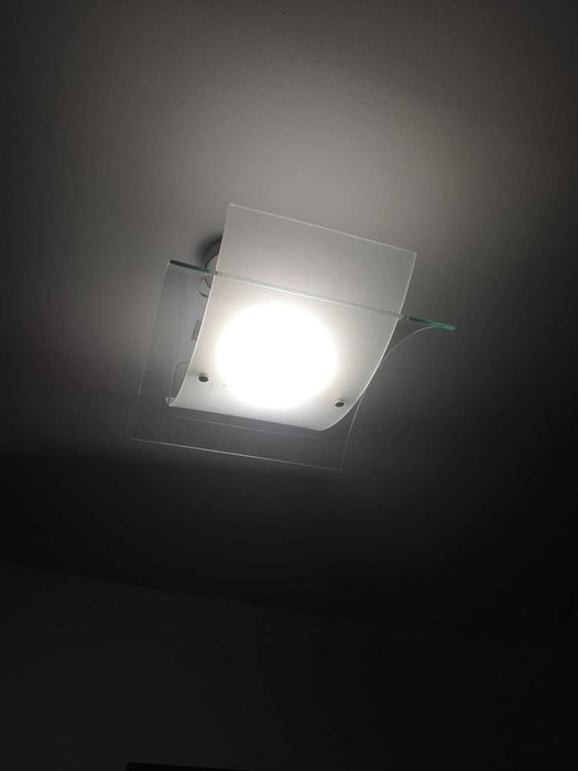 Moderna lampa sufitowa