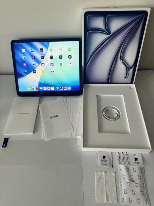 iPad Air 13" M3 Cellular/Gwarancja 05.2027 - tylko 13 cykli ładowania