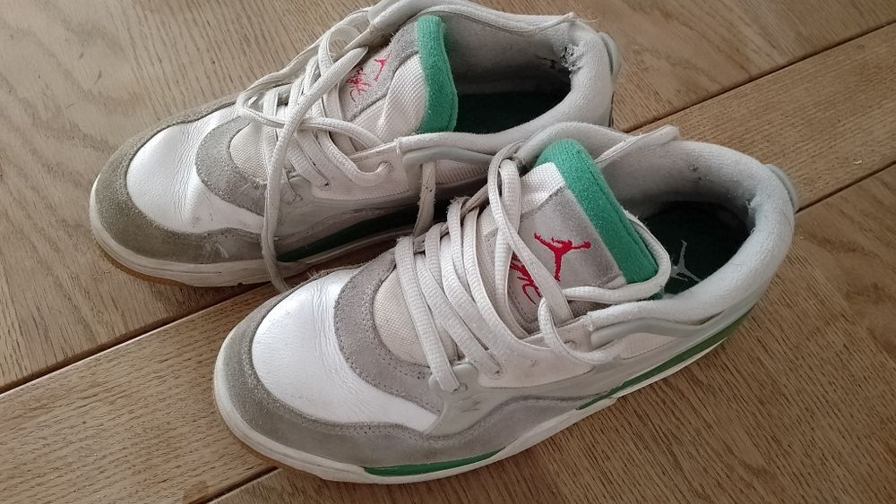 Buty Nike Air Jordan 4 pine rozm. 39