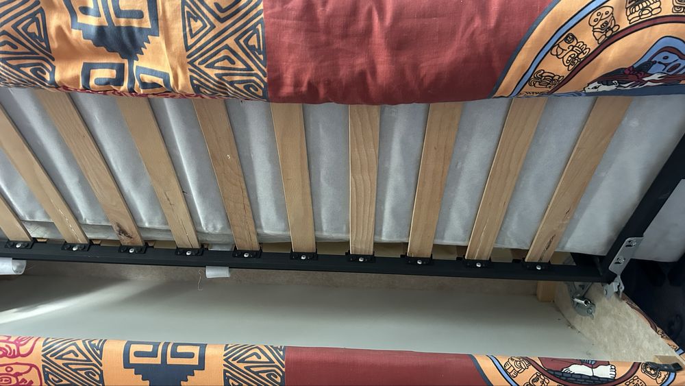 Диван з ортопедичним матрасом