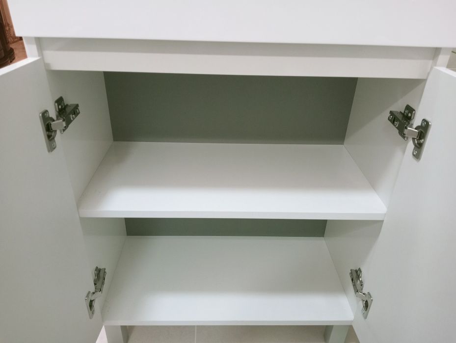 Móvel de sala ou casa de banho ou cozinha