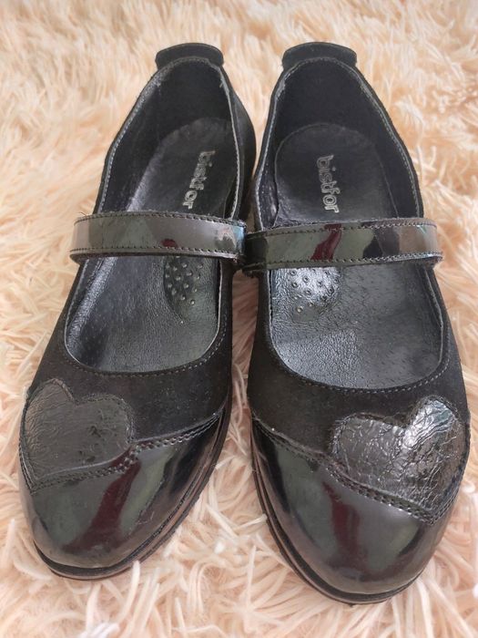 Туфлі для дівчинки