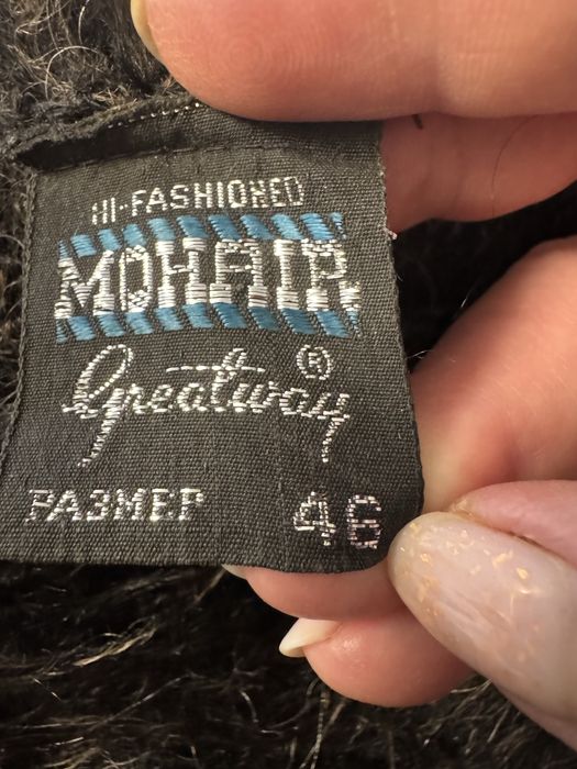 Кофта мохерова на гудзиках