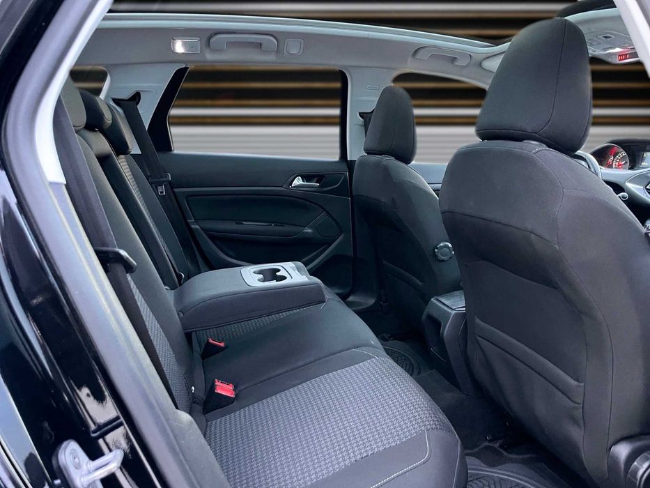 Peugeot 308 SW Panorámico+GPS c/Garantia - 148€ p/mês