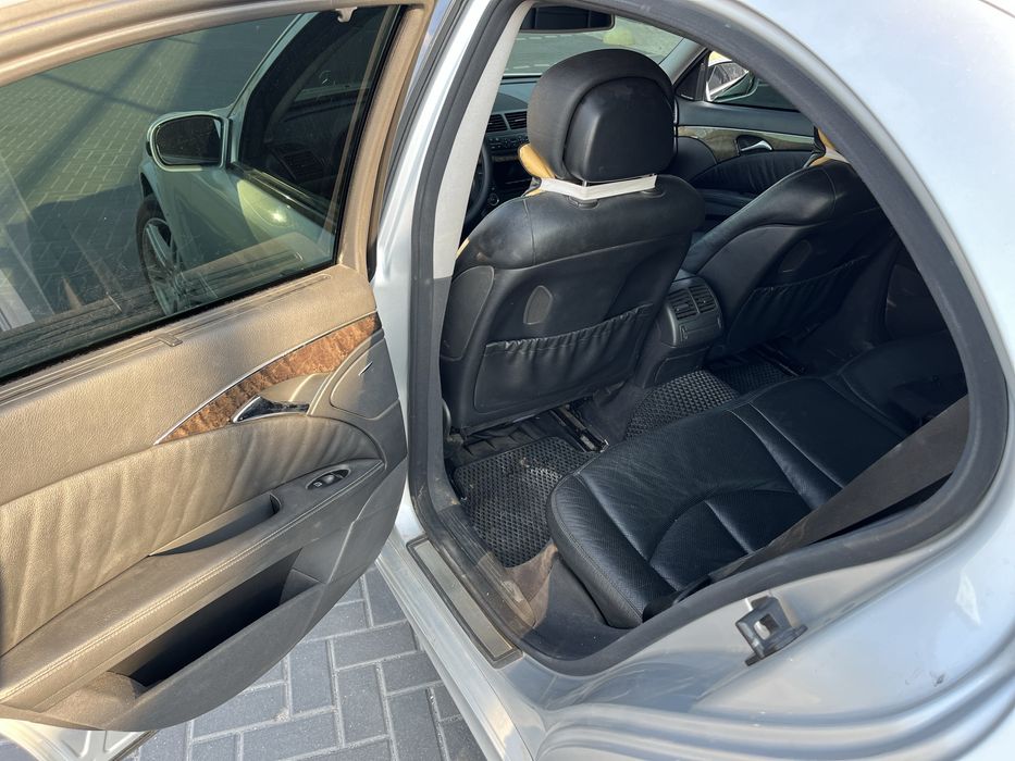 Mercedes-Benz E350 4MATIC (W211), 3.5 бензин