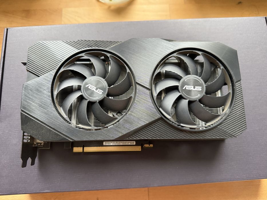 Asus GeForce GTX 1660 SUPER DUAL 6GB OC evo