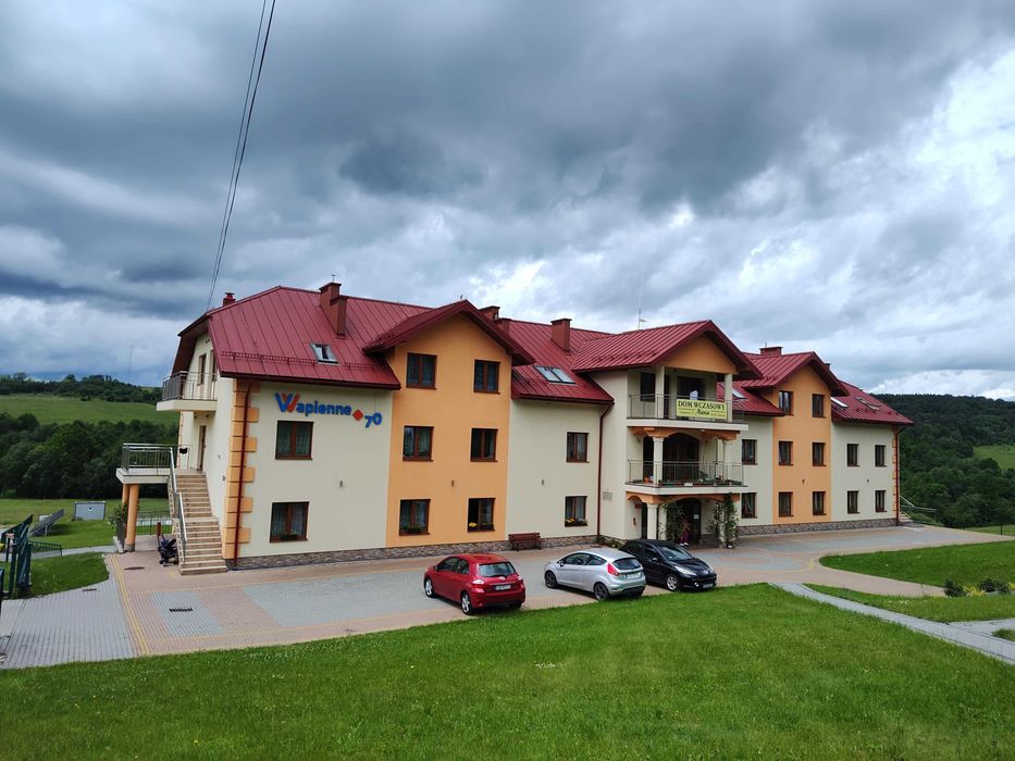 Wapienne - Dom Wczasowy  DPS - do WYNAJĘCIA