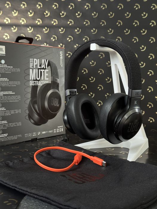 Sluchawki JBL Live 660nc czarne - uzywane