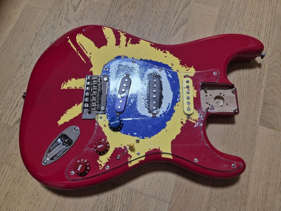 Fender Stratocaster Screamadelica 30th страт электрогитара дека корпус