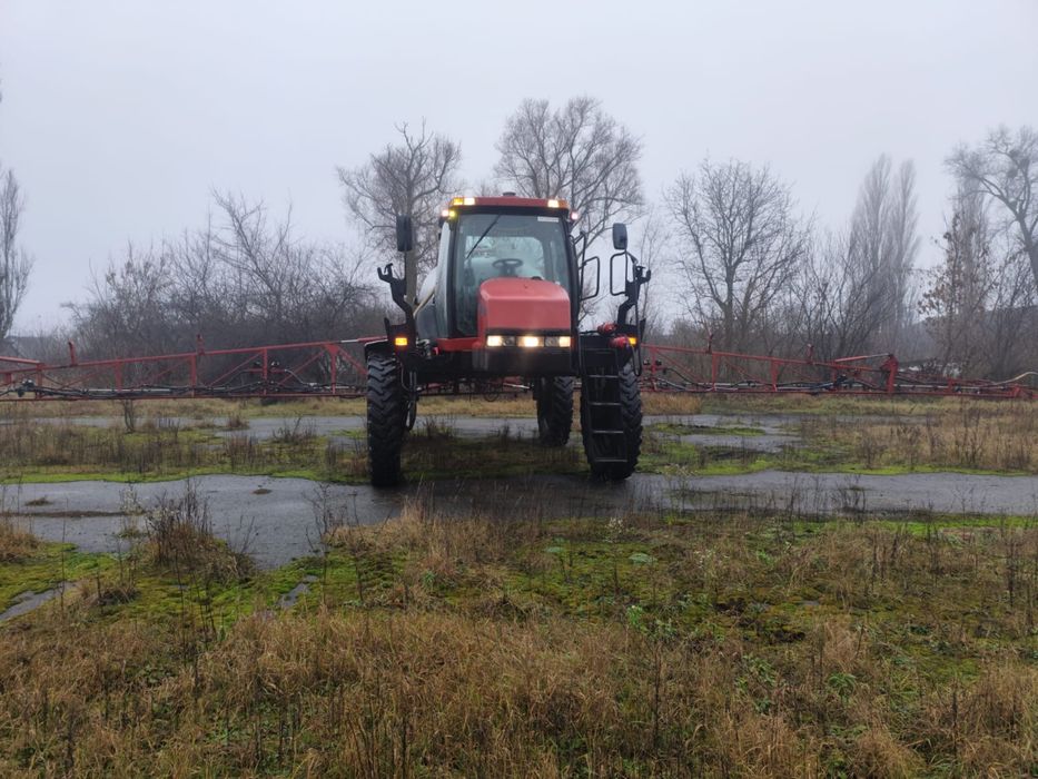 Самохідний оприскувач Case IH 3330 2010р